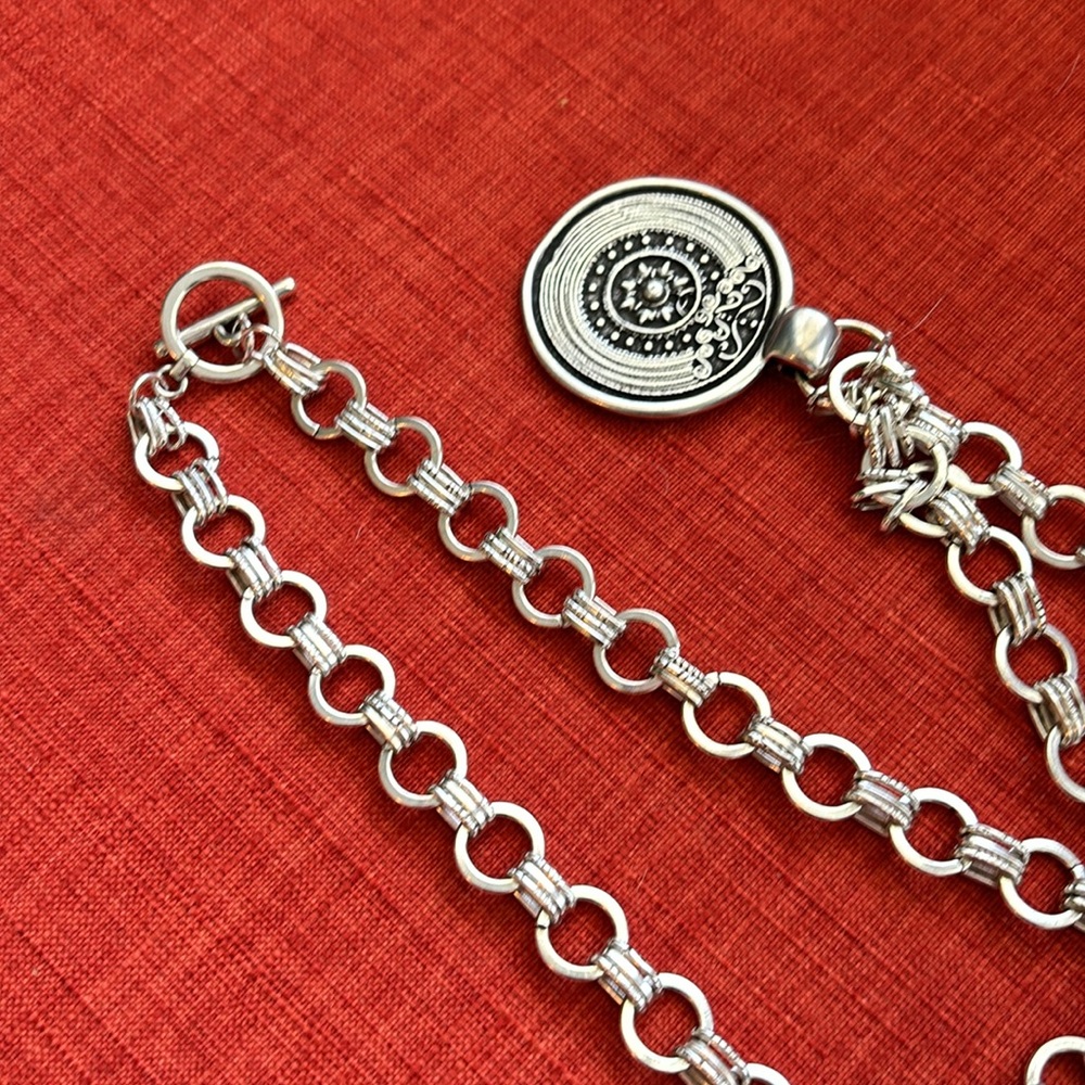 Long pendant necklace from Greece